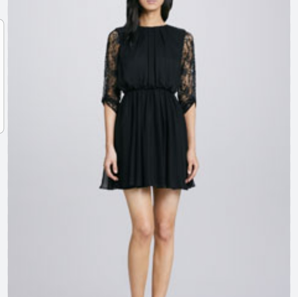 Alice &olivia lace dress